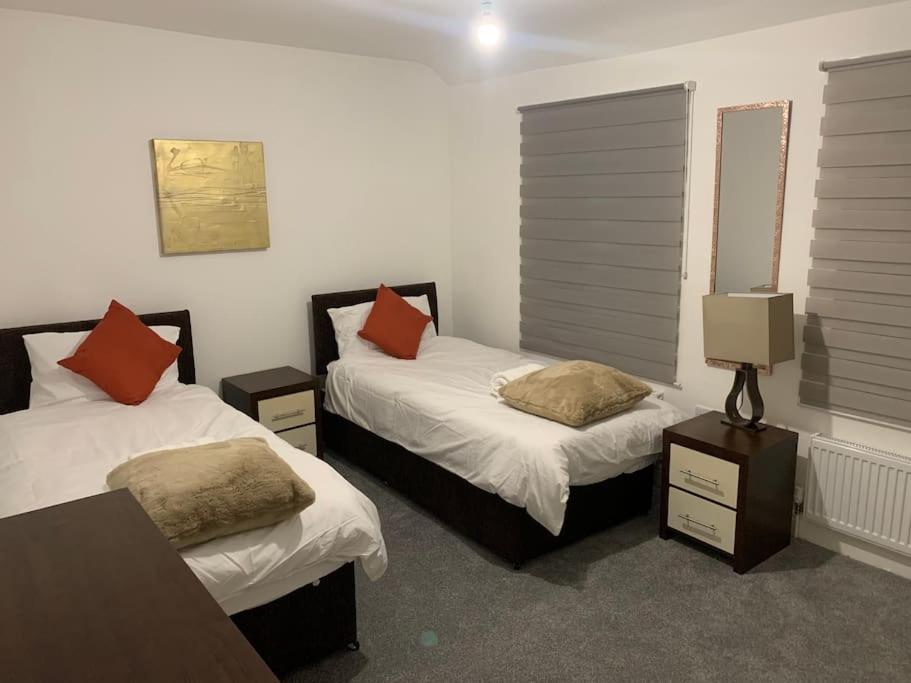 Beautiful 5Bedroom Hse-Contractor/Family/Corporate Dartford Zewnętrze zdjęcie